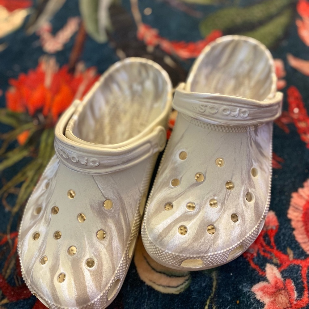 CROCS Women's Cream Mules with Gold Details